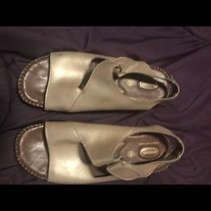 Dr scholls gold metallic  sandals